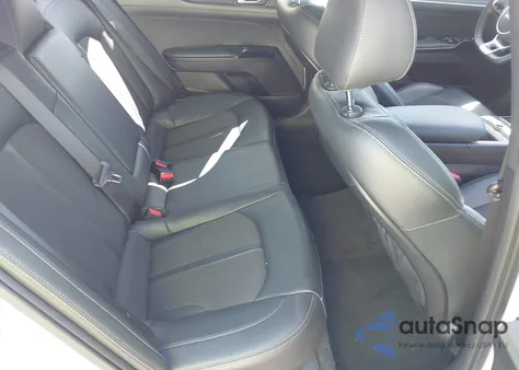 2022 Kia K5 Gt-Line from USA, damaged, VIN 5XXG64J25NG165634